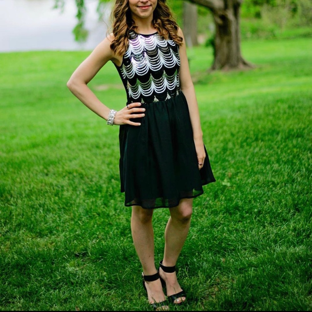 Black Dress with Sequins - As U Wish